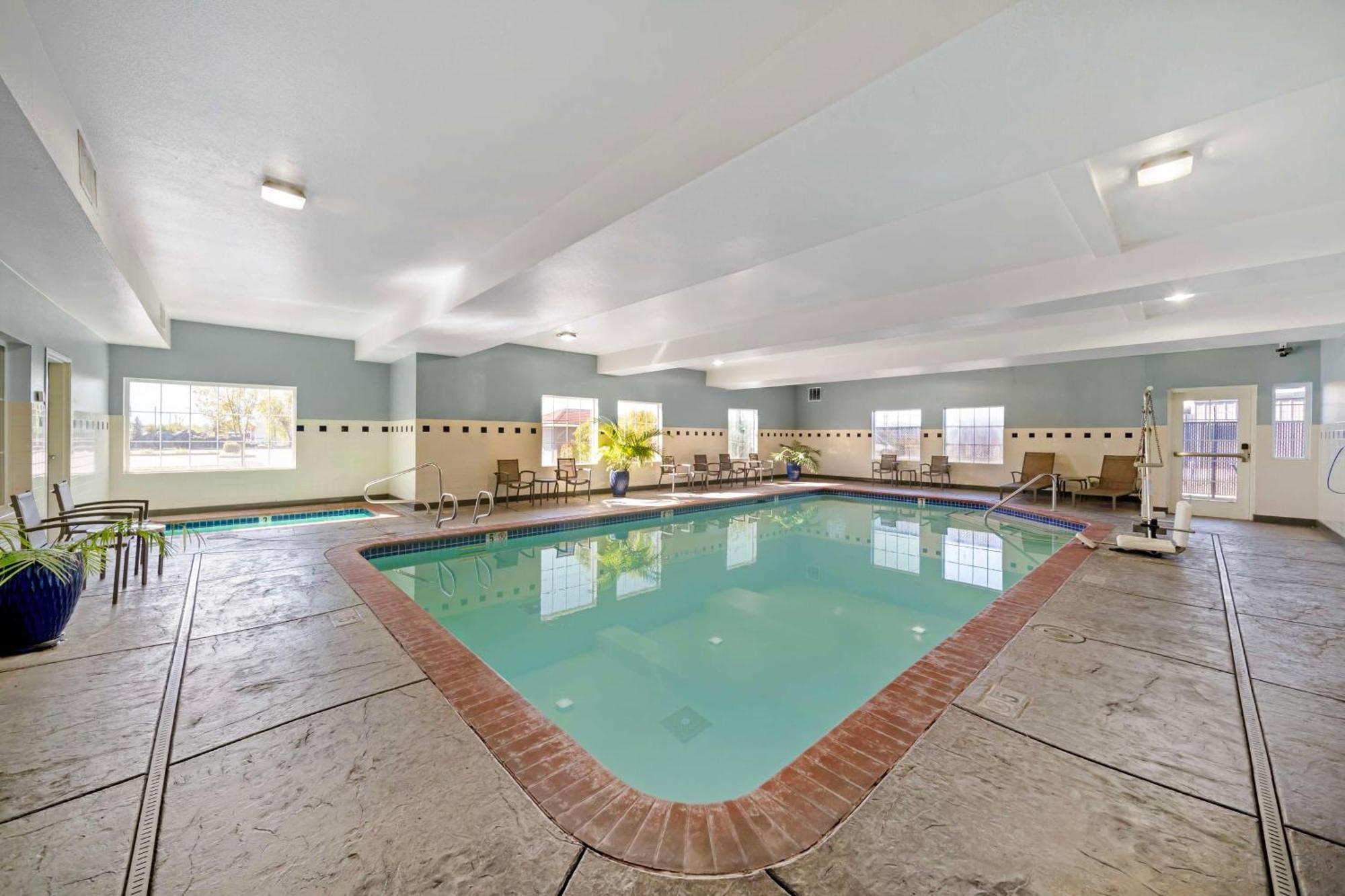Best Western Crater Lake Highway White City/Medford Экстерьер фото